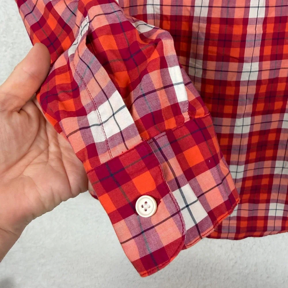 Banana Republic Button Down Mens Size M Red Plaid Soft‎ Wash Long Sleeve Shirt